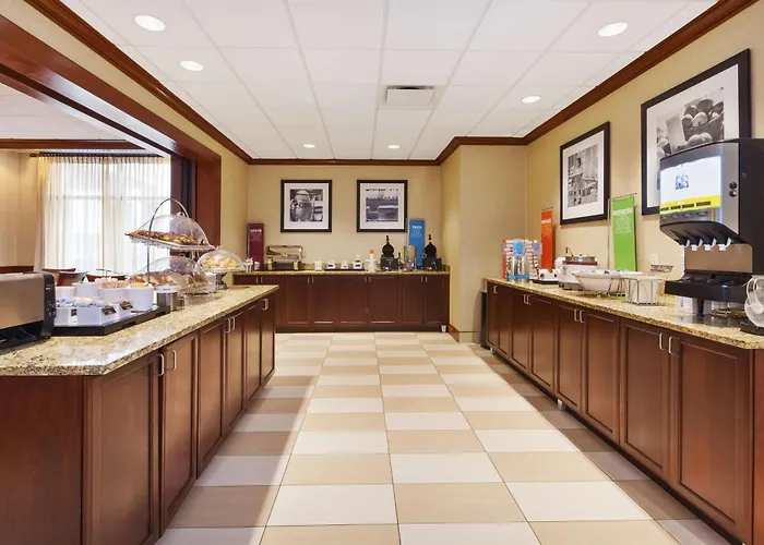 Hampton Inn Detroit/Southgate